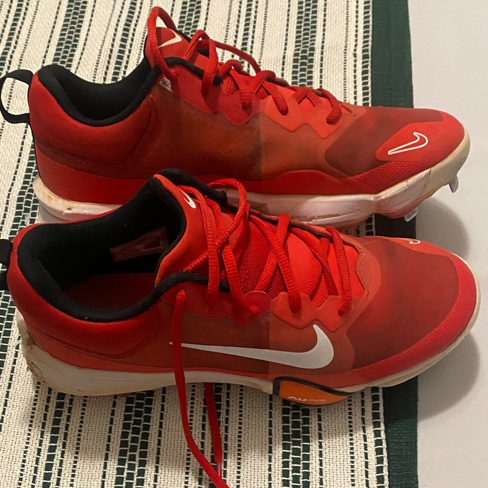 Men’s Nike Metal Baseball Cleats Red with White Swoosh Size 8.5